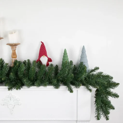 Clearance Buffalo Fir Artificial Christmas Garland - 9' x 12" - Unlit Unlit