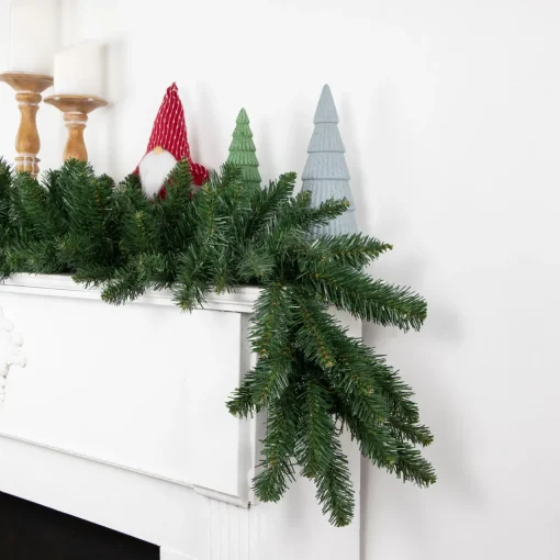 Clearance Buffalo Fir Artificial Christmas Garland - 9' x 12" - Unlit Unlit
