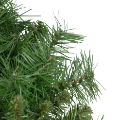Clearance Chatham Pine Artificial Christmas Wreath, 24-Inch, Unlit Unlit