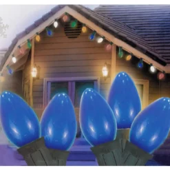 Hot 25-Count Blue C7 Opaque Christmas Light Set, 24ft Green Wire C7 & C9 Lights