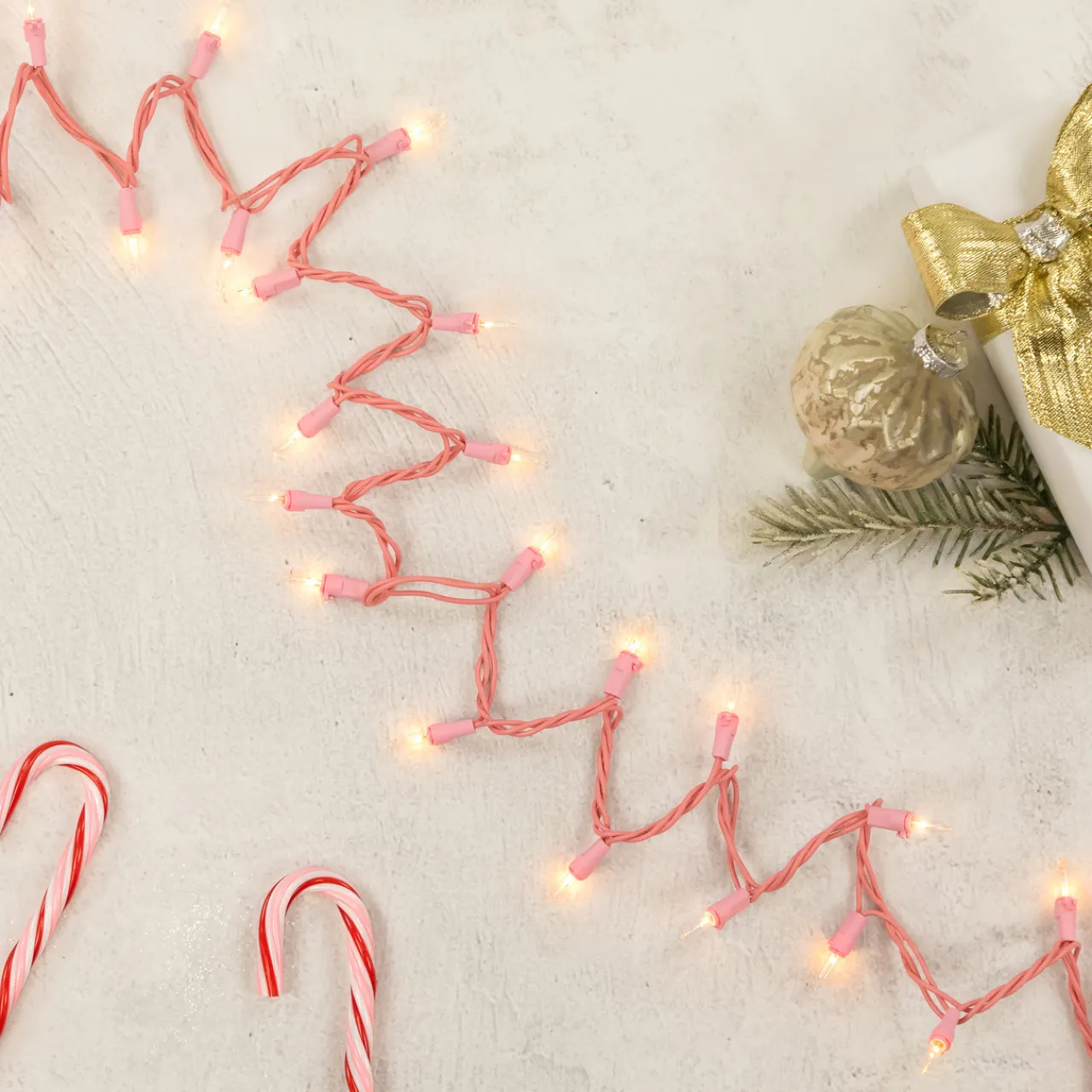 Sale 100-Count Clear Mini Christmas Light Set - 20.25' Pink Wire Incandescent