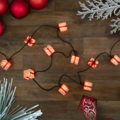 Online 10-Count White and Red Christmas Present Light Set- 7.5ft, Green Wire Novelty