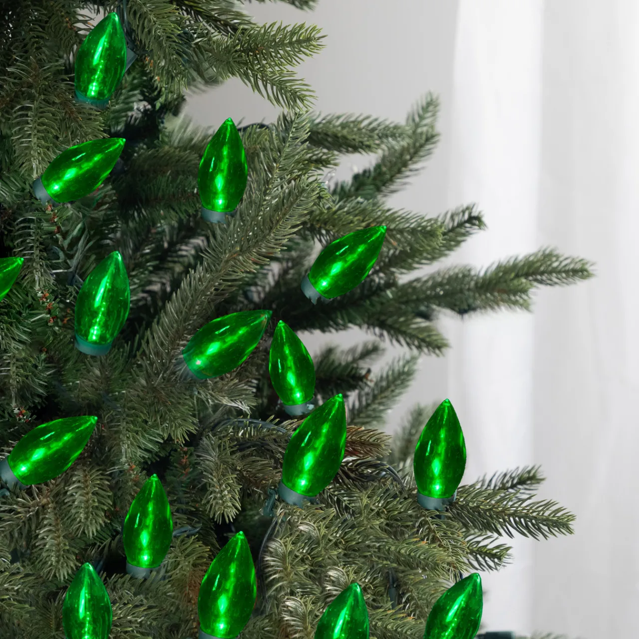 Sale 25ct Green LED C9 Christmas Light Set - 16ft Green Wire C7 & C9 Lights