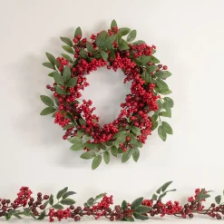 Outlet Lush Berry and Leaf Artificial Christmas Wreath, 18-Inch, Unlit Unlit