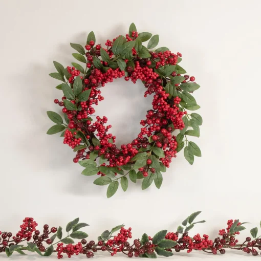 Outlet Lush Berry and Leaf Artificial Christmas Wreath, 18-Inch, Unlit Unlit