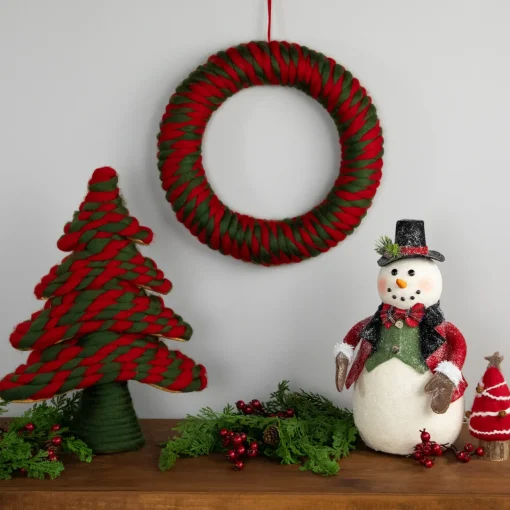 New Twisted Yarn Plush Christmas Wreath - 13.5" - Unlit Unlit